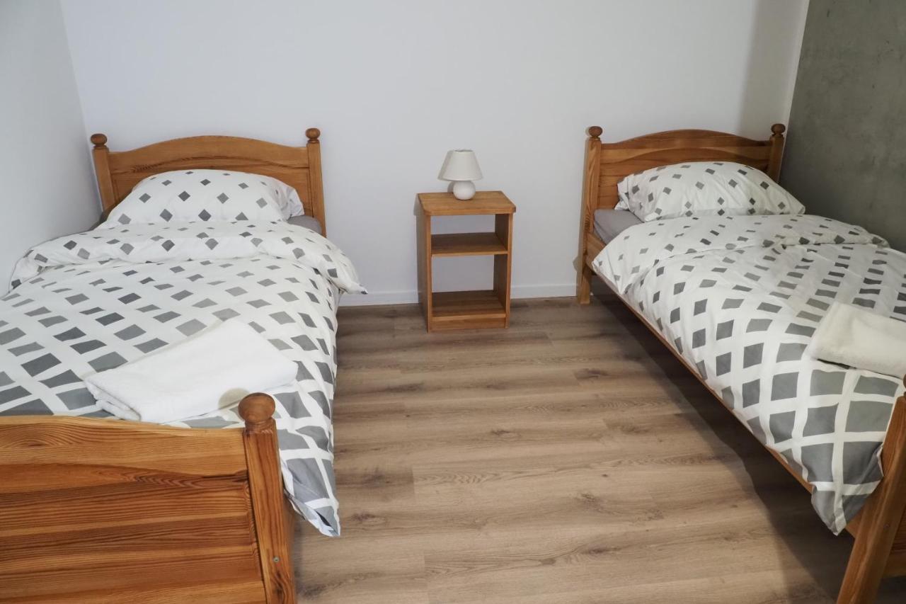 Pod Przykrywka *